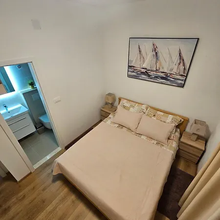 Apartments Grgic Trogir Exterior photo