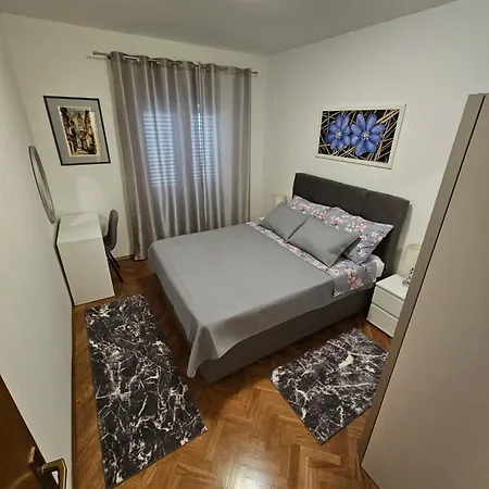 Apartments Grgic Trogir Exterior photo