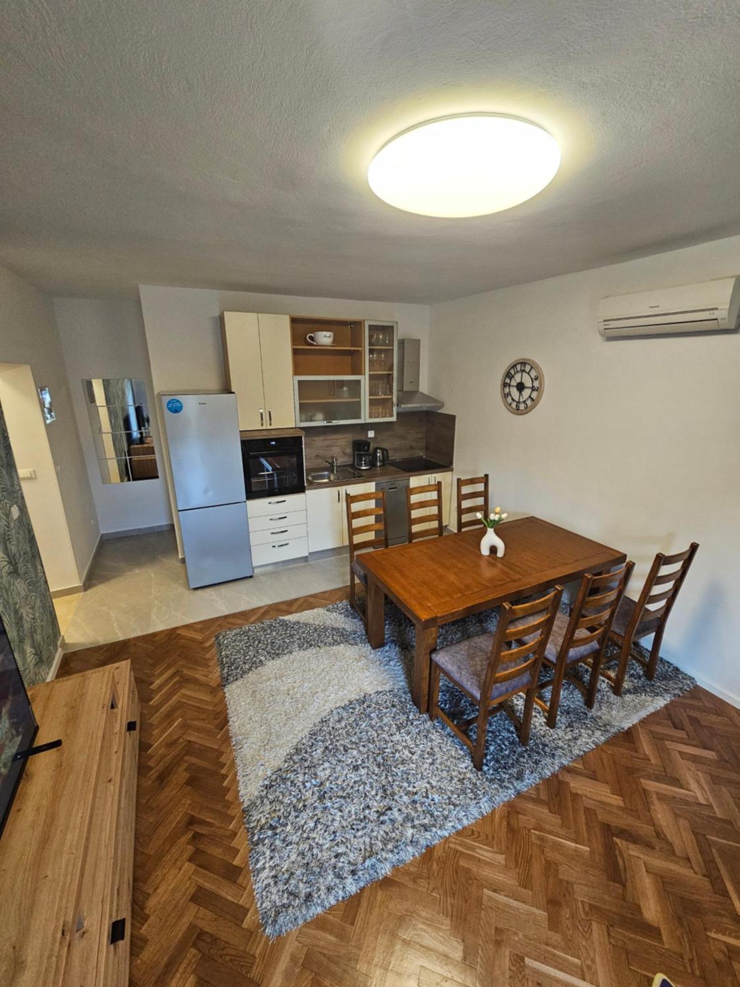 Grgic Apartment Trogir
