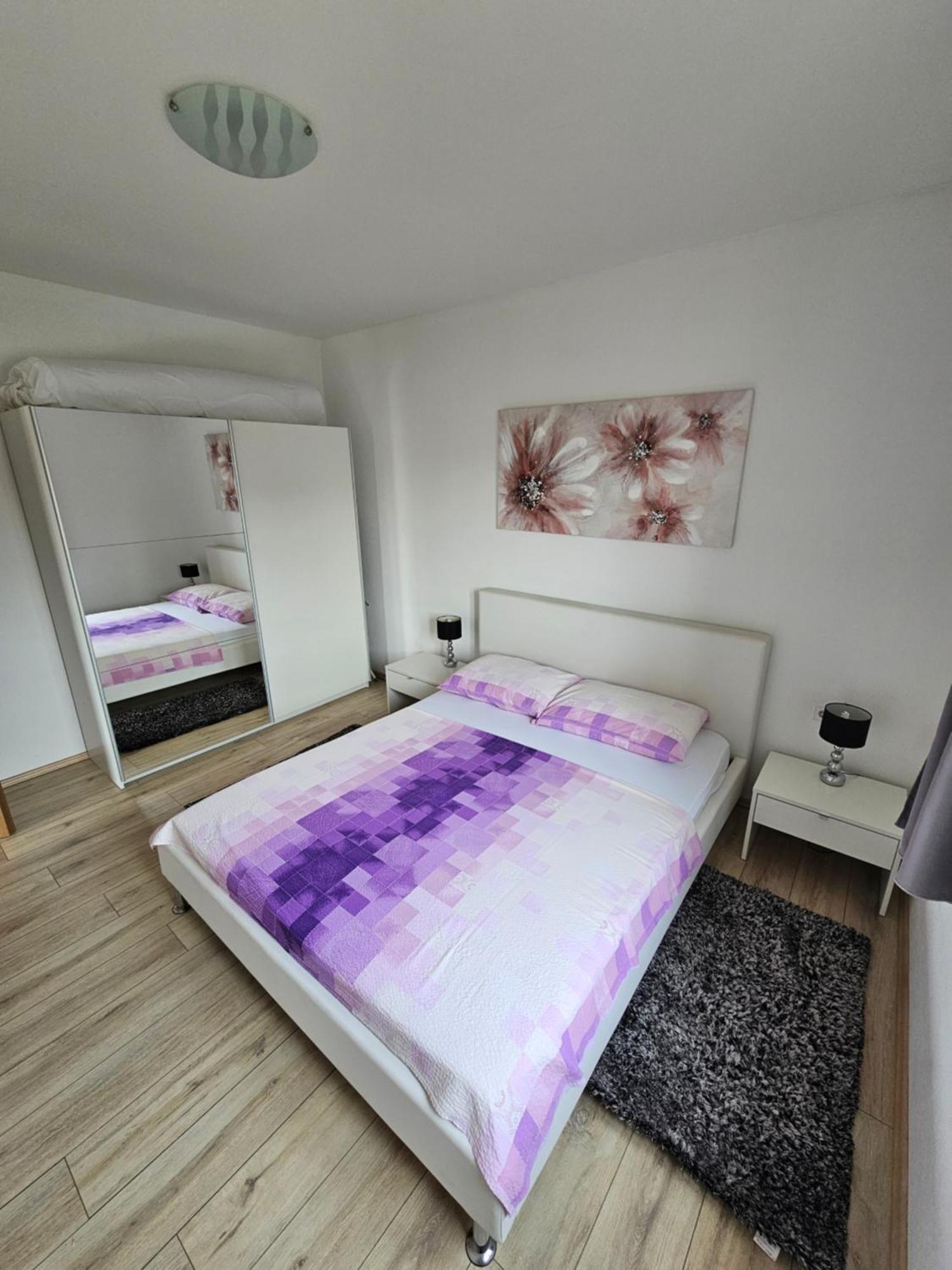 Apartment Grgic *