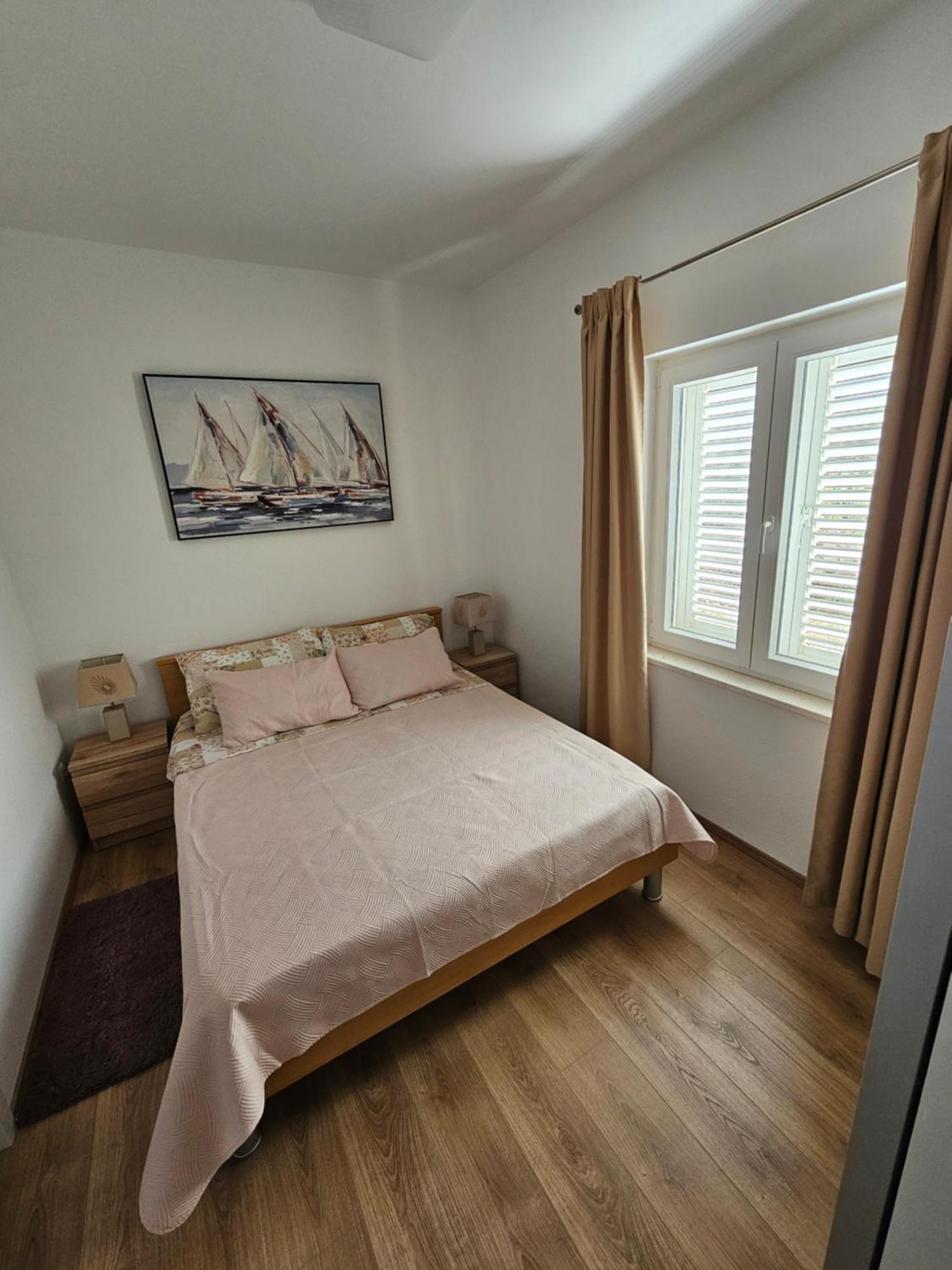 Grgic Apartment Trogir